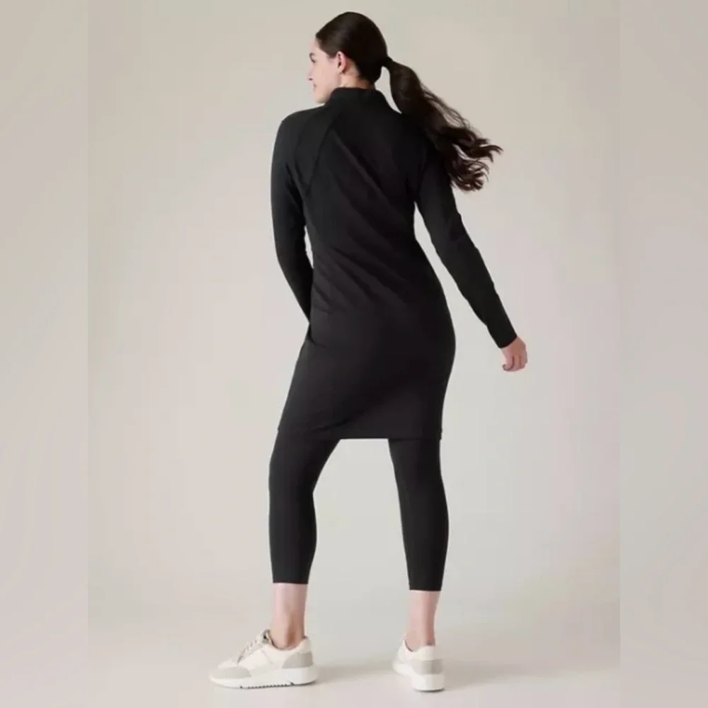 Athleta delancey skyline